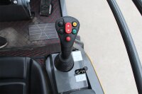 Valtor Hoflader RL60 mit Euro Schnellwechsler