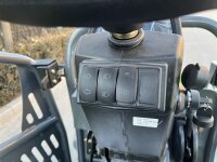 Valtor Hoflader RL80E mit Euro Schnellwechsler